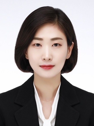 Da-Young Eum 사진